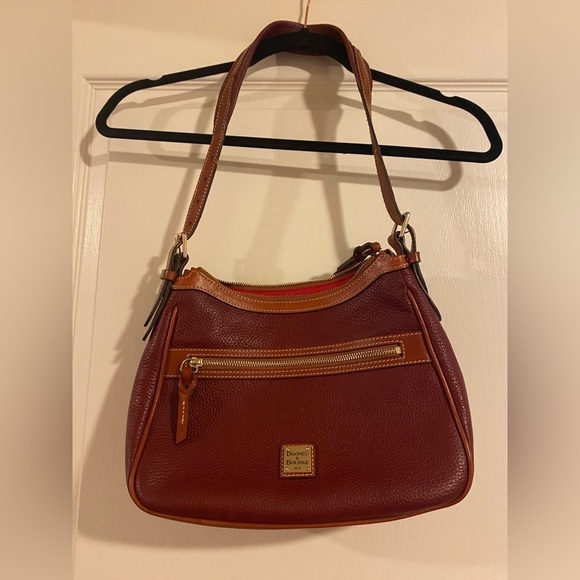 Dooney & Bourke Handbags - Dooney and Bourke Shoulder Purse